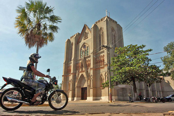 Catedral de São Luís located in Praça Barão do Rio Branco in the town centre.